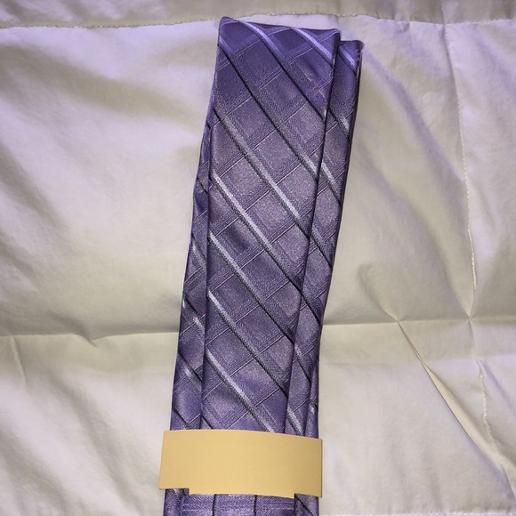 NWT Michael Kors lavender tie! - Picture 4 of 5